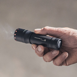 LEDLENSER Taschenlampe P7