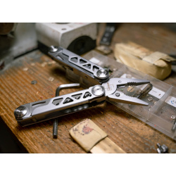 BÖKER Specialist Pro Multitool