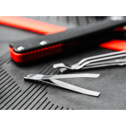 BÖKER Fire Ant Black Profi Taschenmesser 42a konform mit Flipper Klinge, Griff schwarz mit Pinzette & Clip